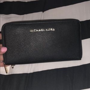 Michael Kors wallet